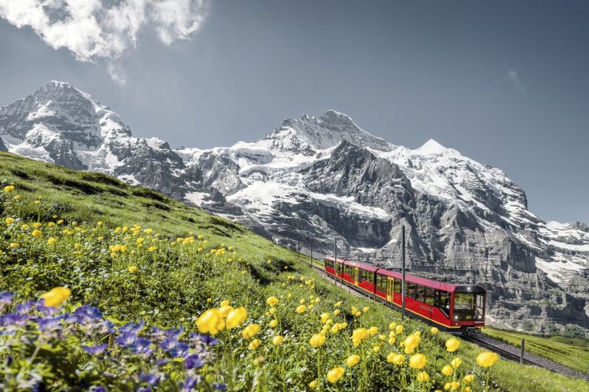 Fakta Unik: Keberadaan “Gunung yang Bisa Berjalan” di Swiss